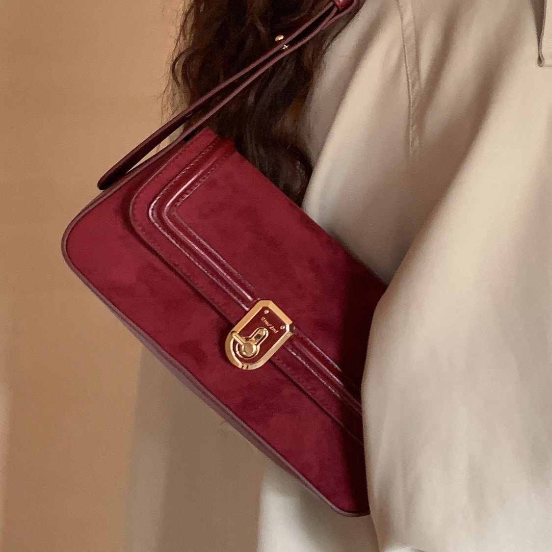 Chiò Suede Shoulder Bag